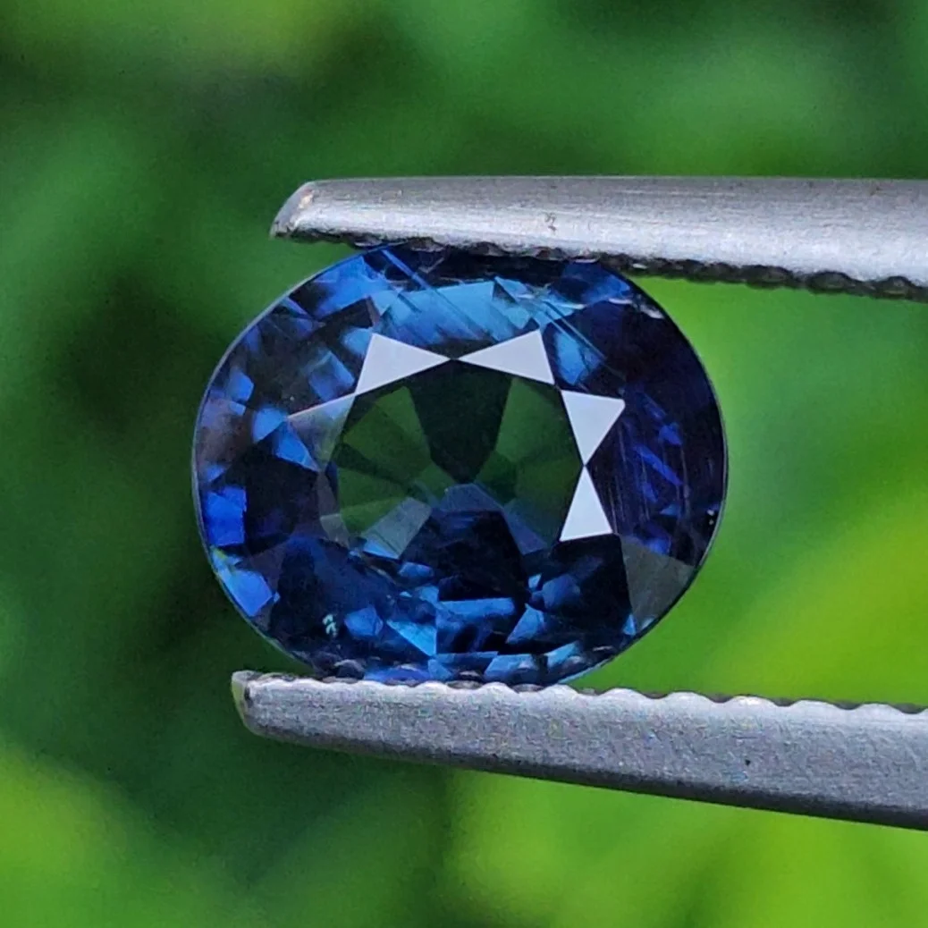 ไพลิน Blue Sapphire