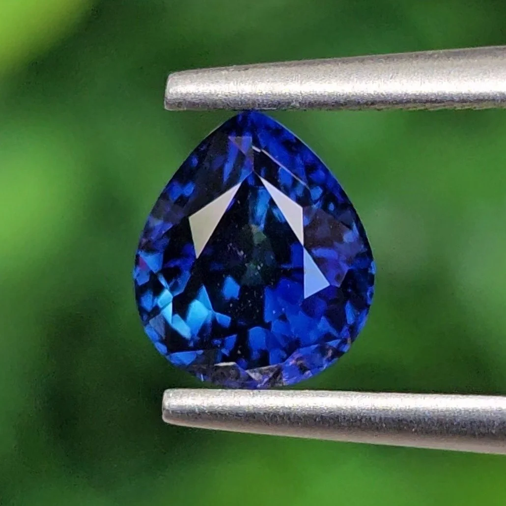 ไพลิน Blue Sapphire