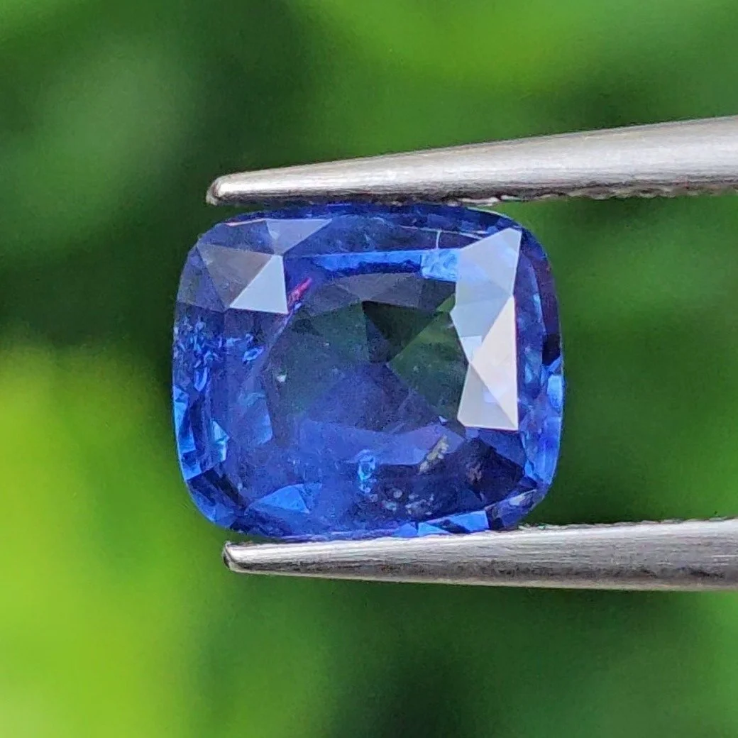 ไพลิน Blue Sapphire