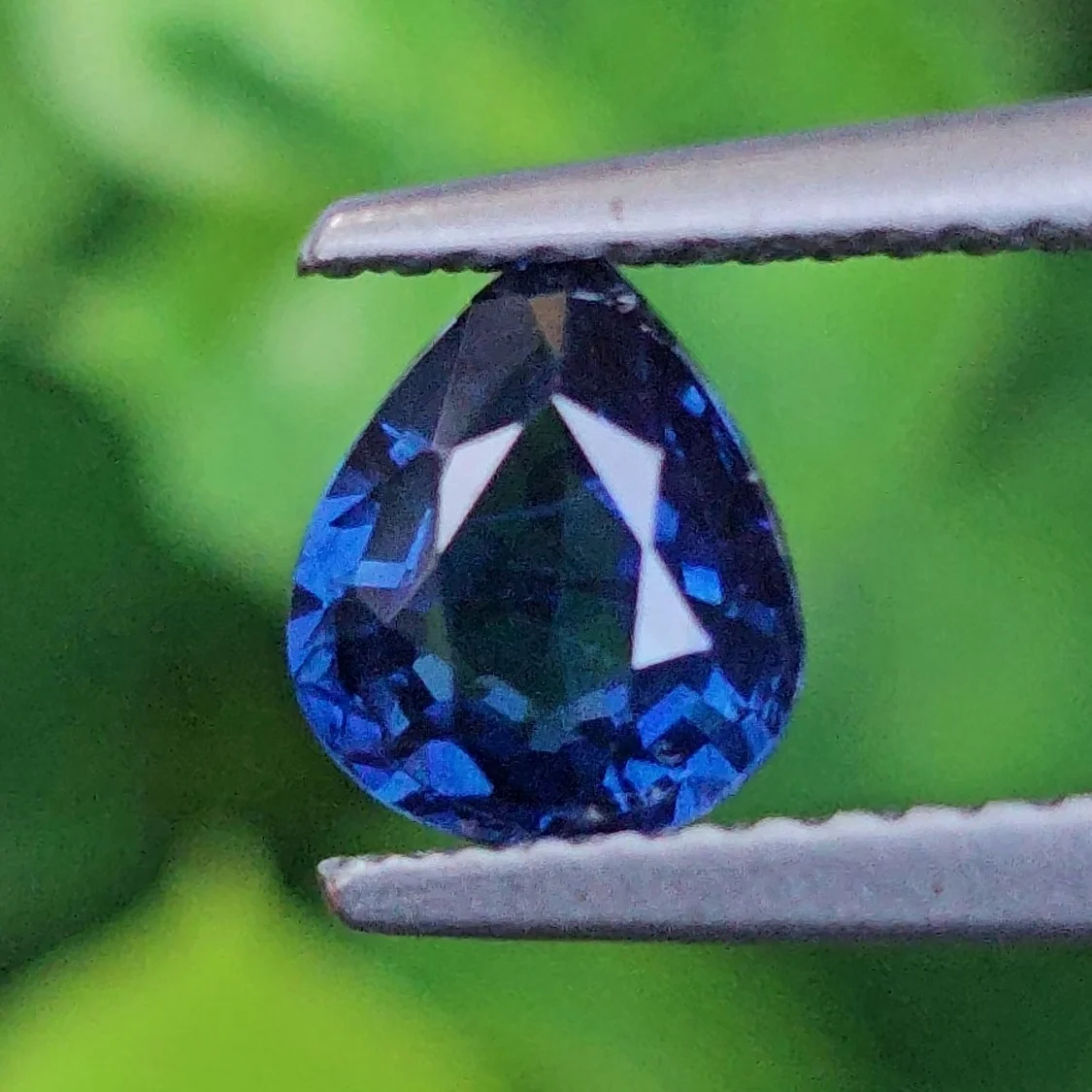 ไพลิน Blue Sapphire