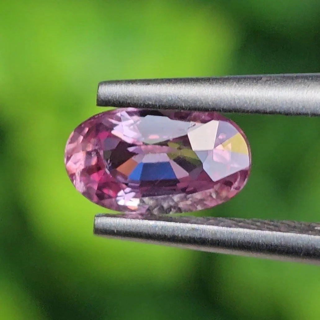แซฟไฟร์ สีชมพูส้ม Pink-Orange Sapphire