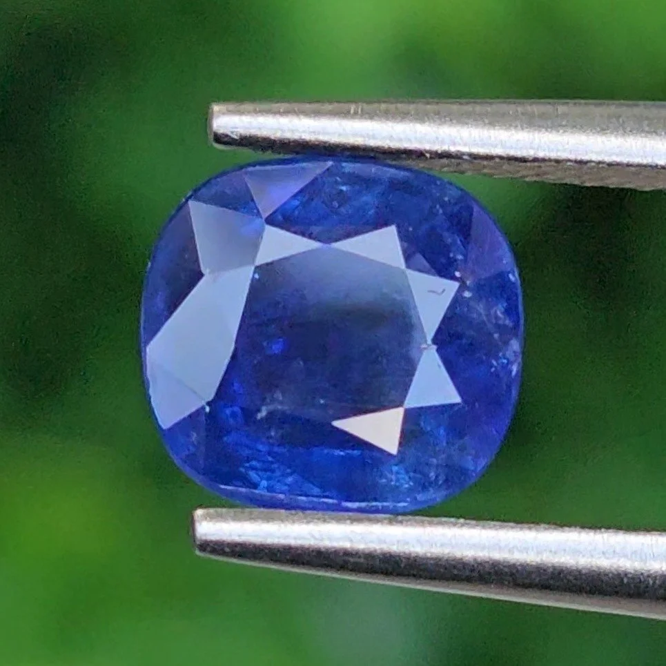 ไพลิน Blue Sapphire