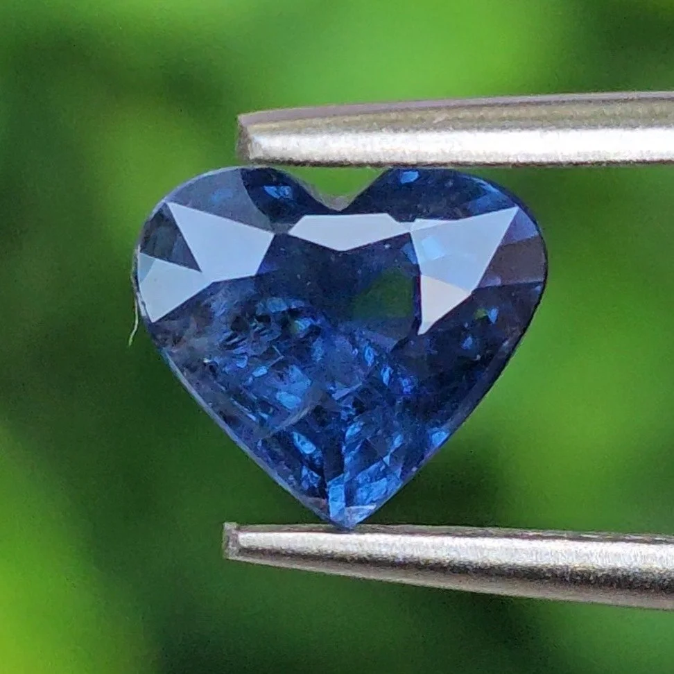 ไพลิน Blue Sapphire