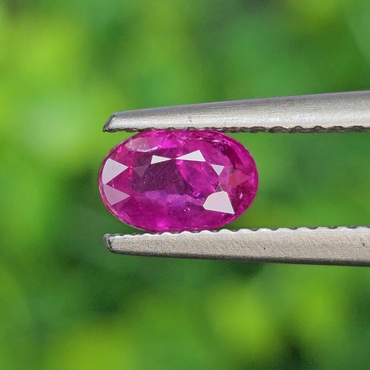 พิ้งค์แซฟไฟร์ Pink Sapphire