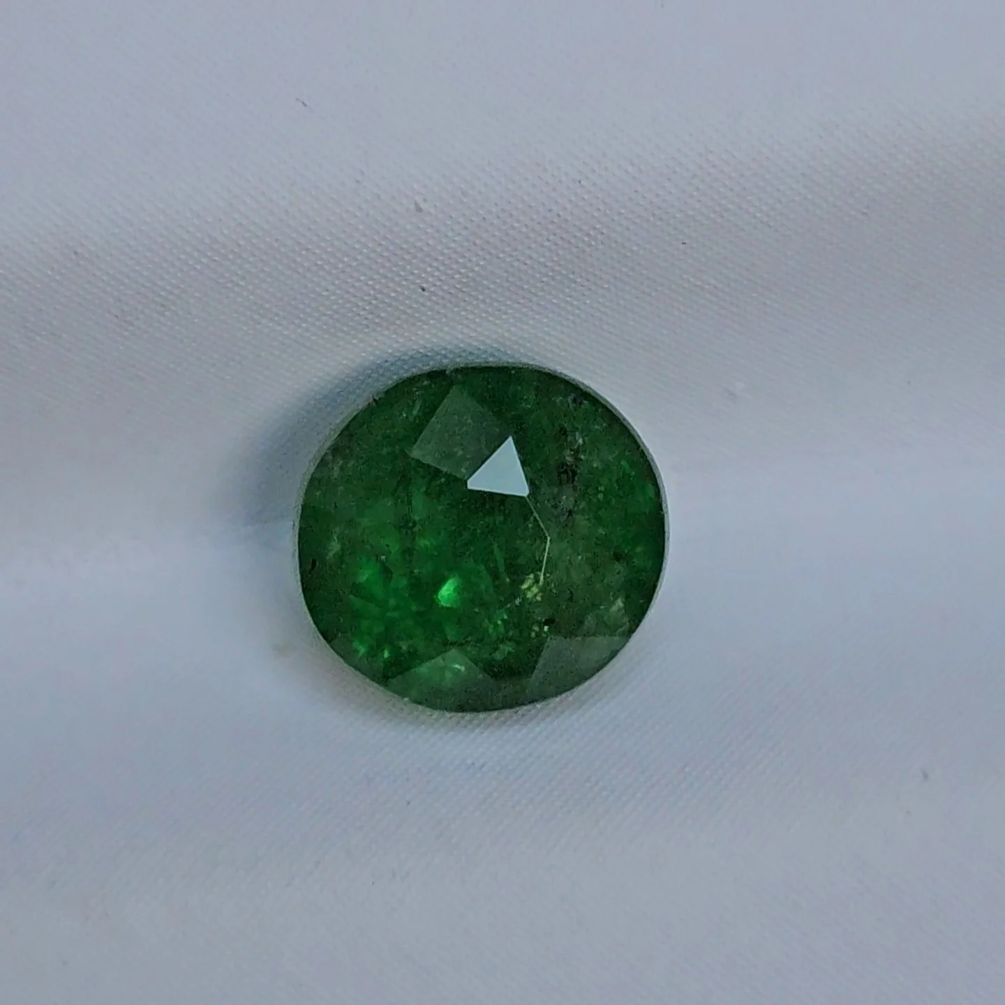 ซาโวไรท์ การ์เน็ต Tsavorite Garnet