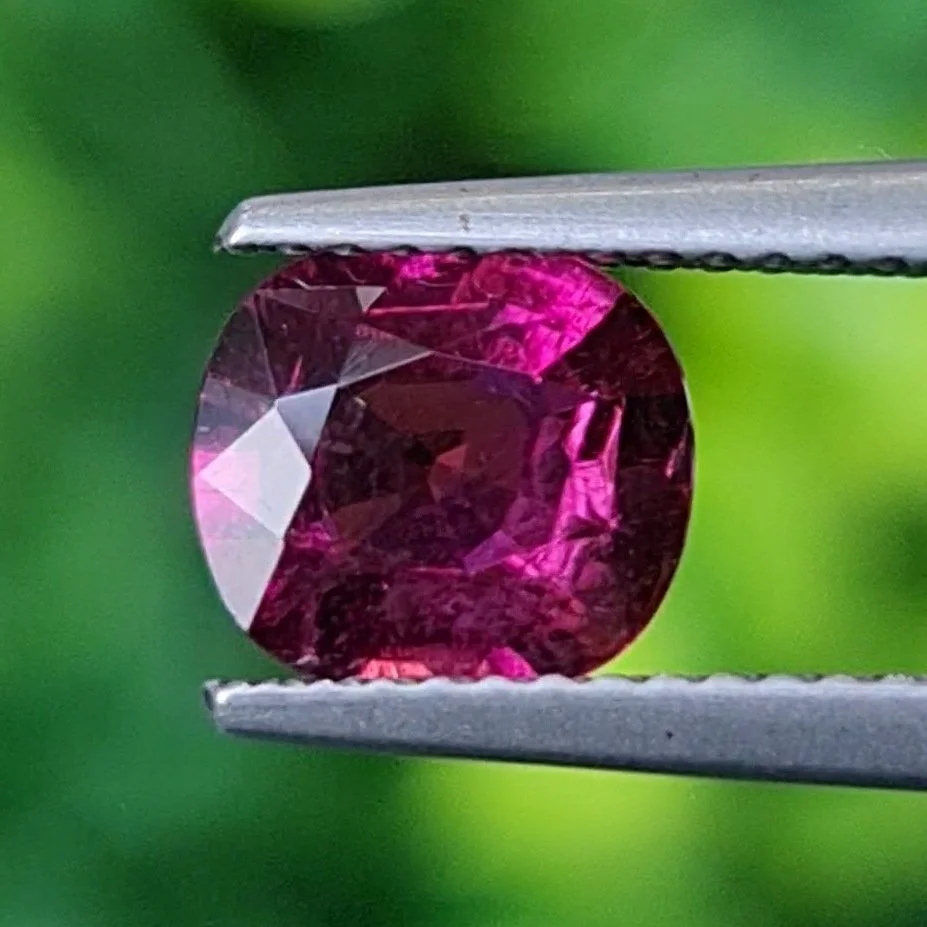 ทัวร์มาลีน Tourmaline