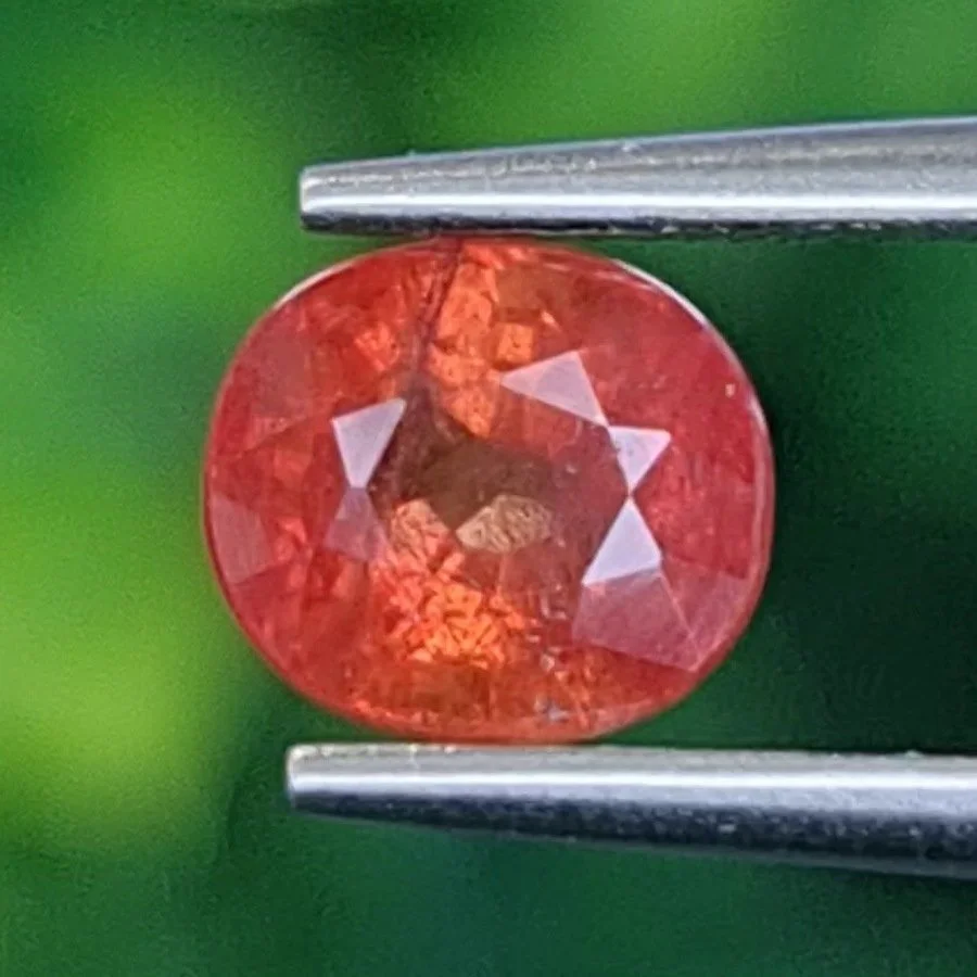 บุษราคัม Yellow Sapphire
