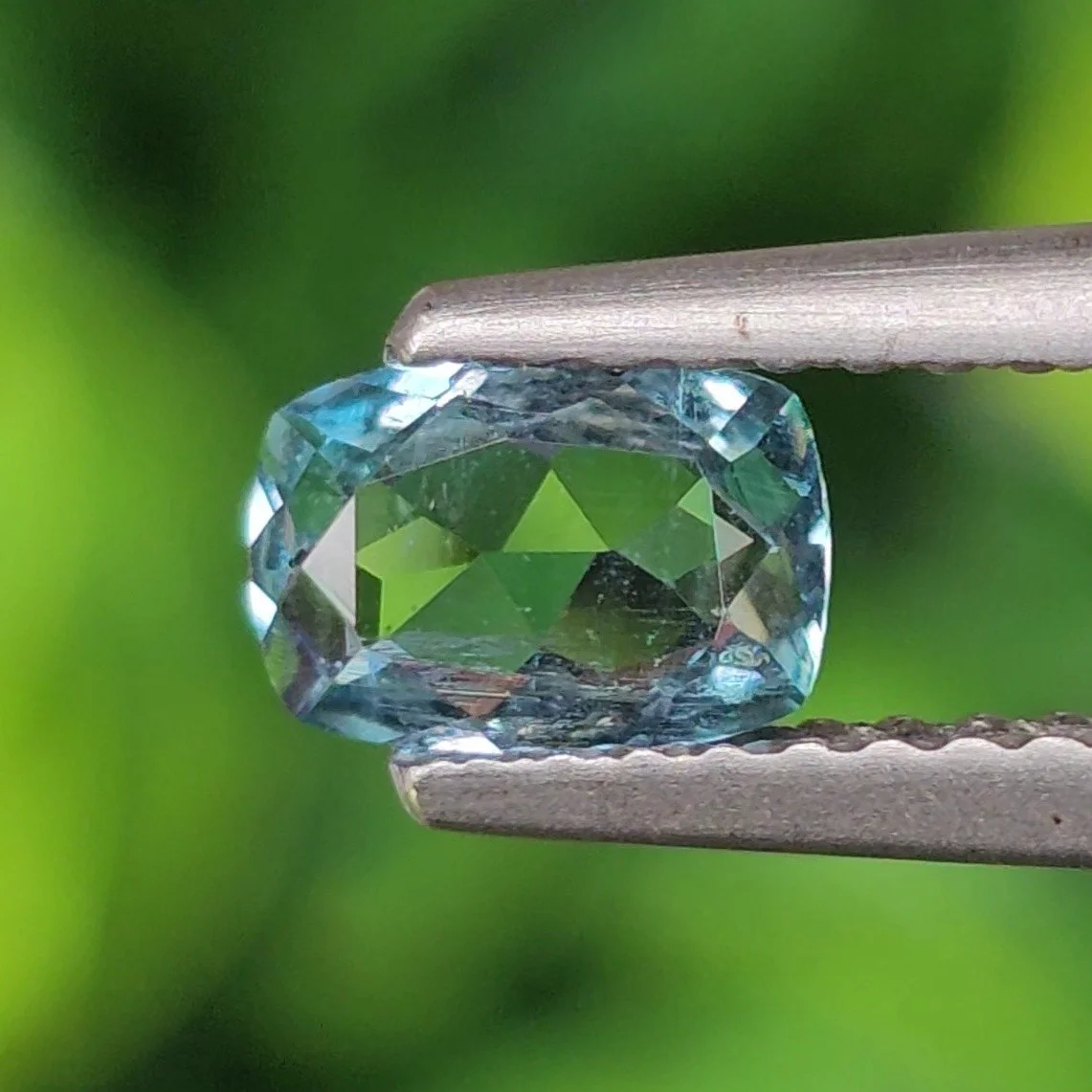เพทาย Zircon