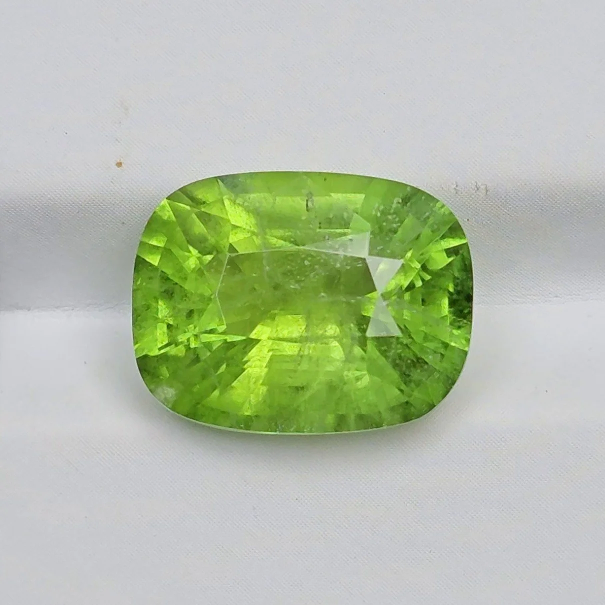 เพอริดอต Peridot