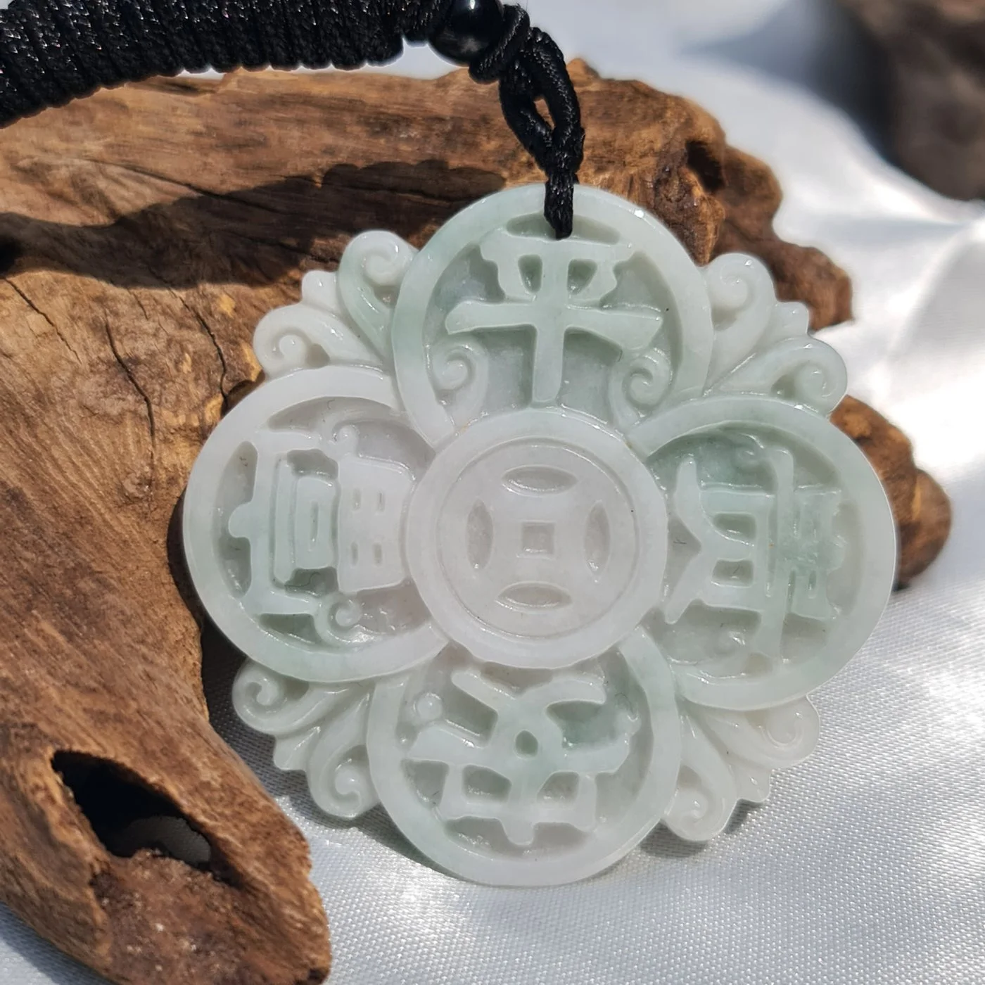 จี้ หยกพม่าแท้ Burmese Jadeite