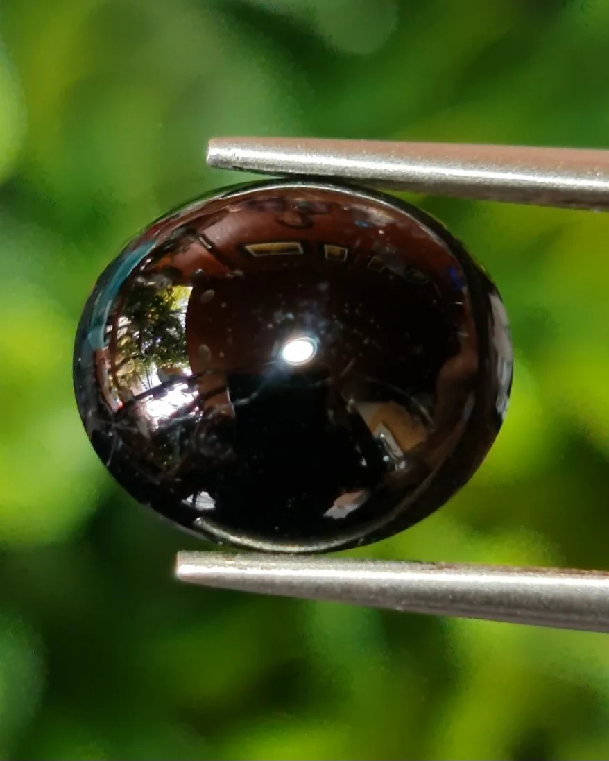White & Black Sapphire